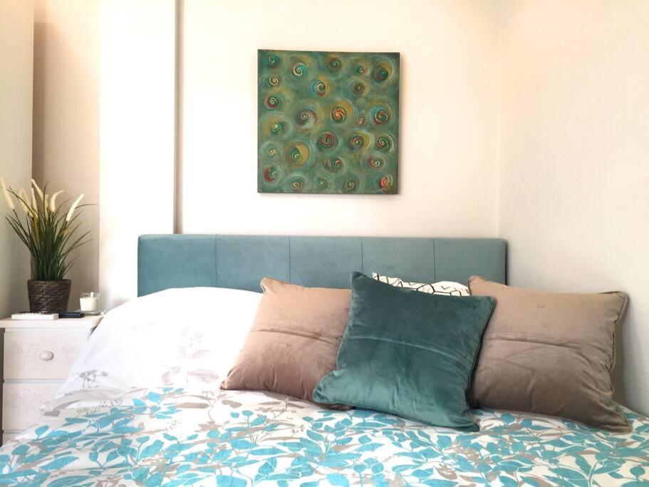 Emerald Mini Suite:Your Deluxe Studio In Kalamaria 塞萨洛尼基 外观 照片